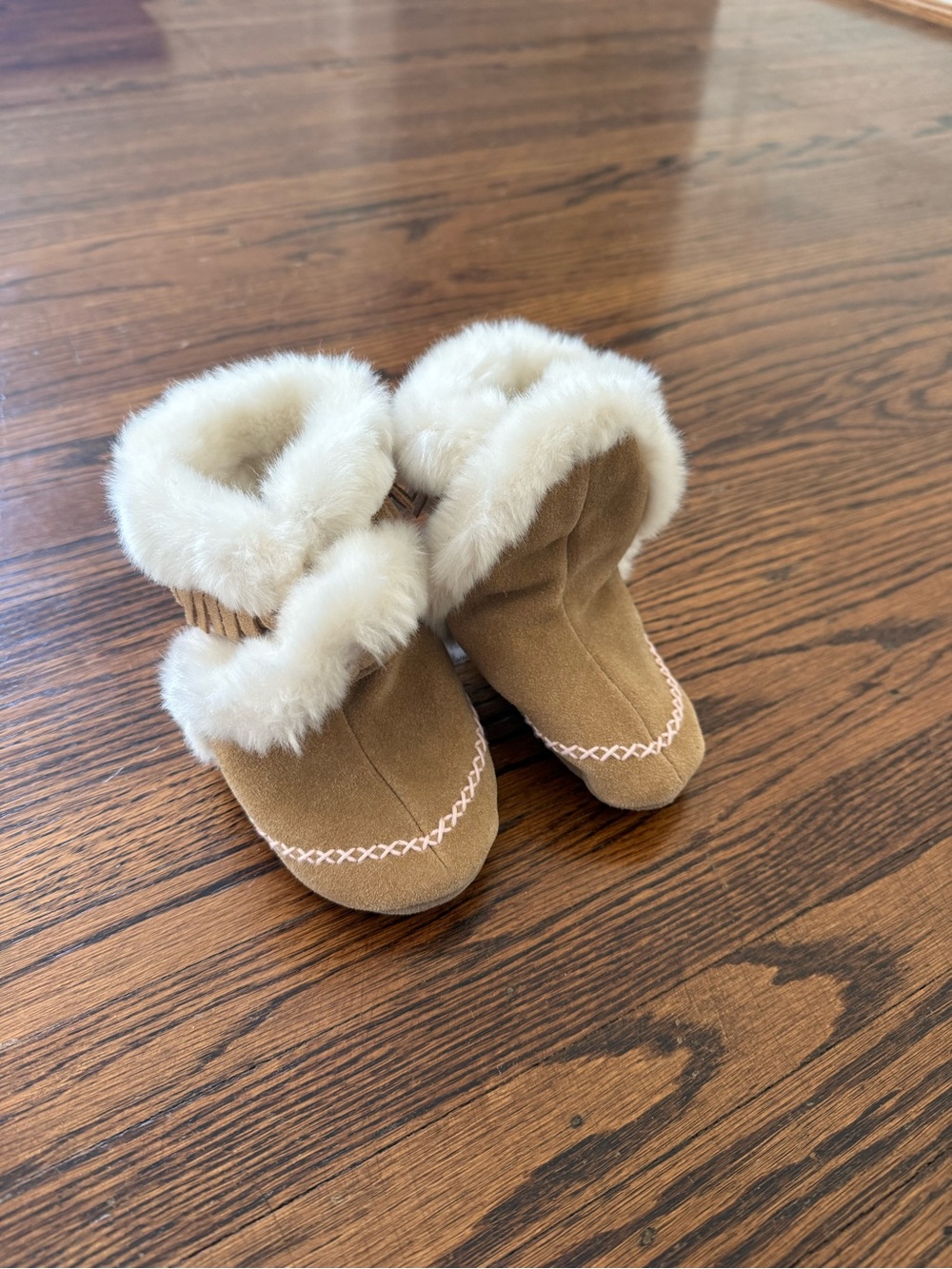 Robeez Tan Faux-Fur Trim Baby Booties